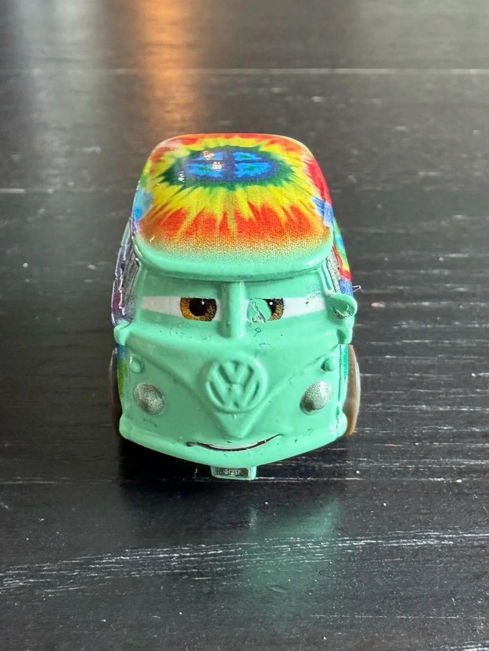 DISNEY PIXAR CARS MINI RACERS PEACE TIE DYE FILLMORE- LOOSE- PUC DIE CAST